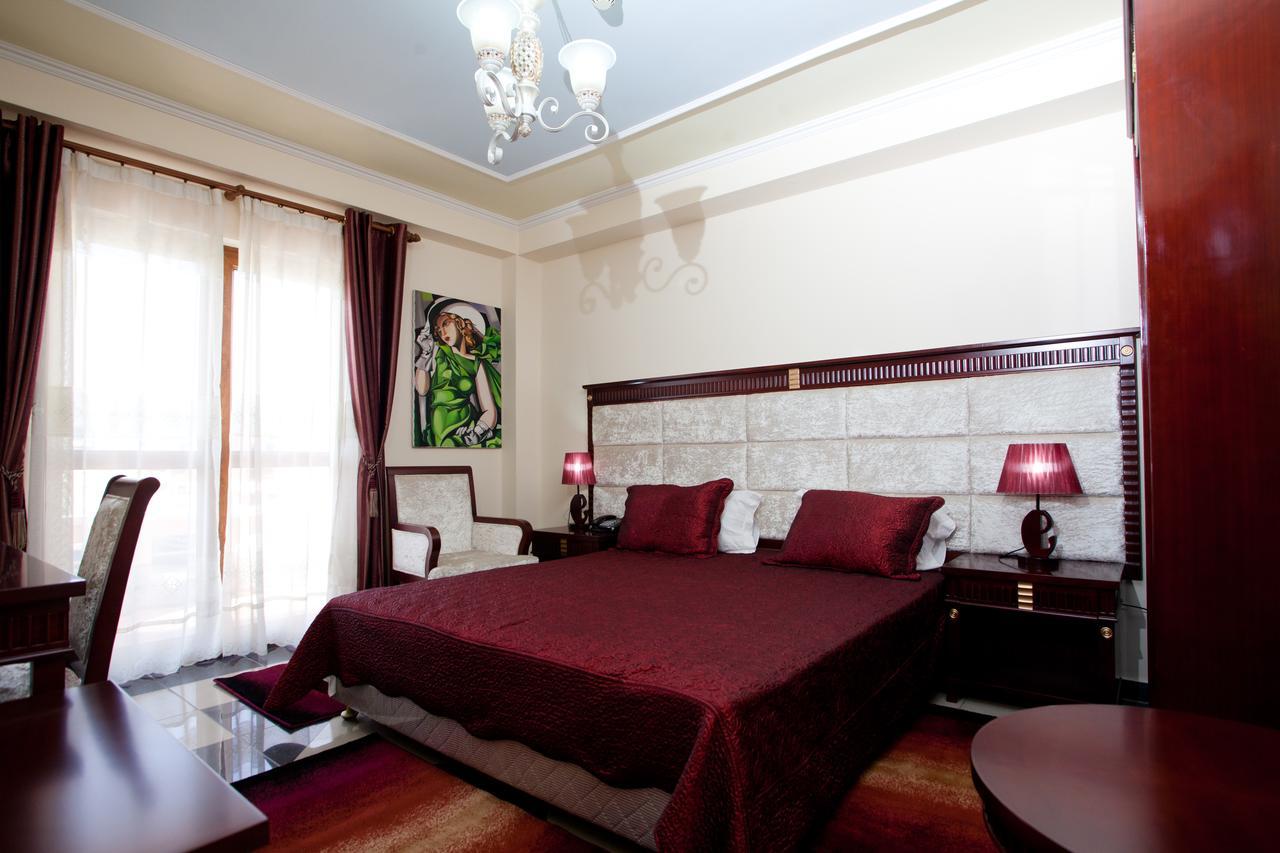 Orchidea Hotel Tirana Kültér fotó